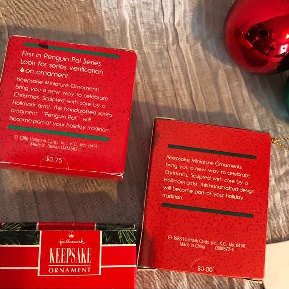 Vintage 1980s 7 HALLMARK & Precious Moments mini tree ornaments & 2 regular size - Picture 10 of 14